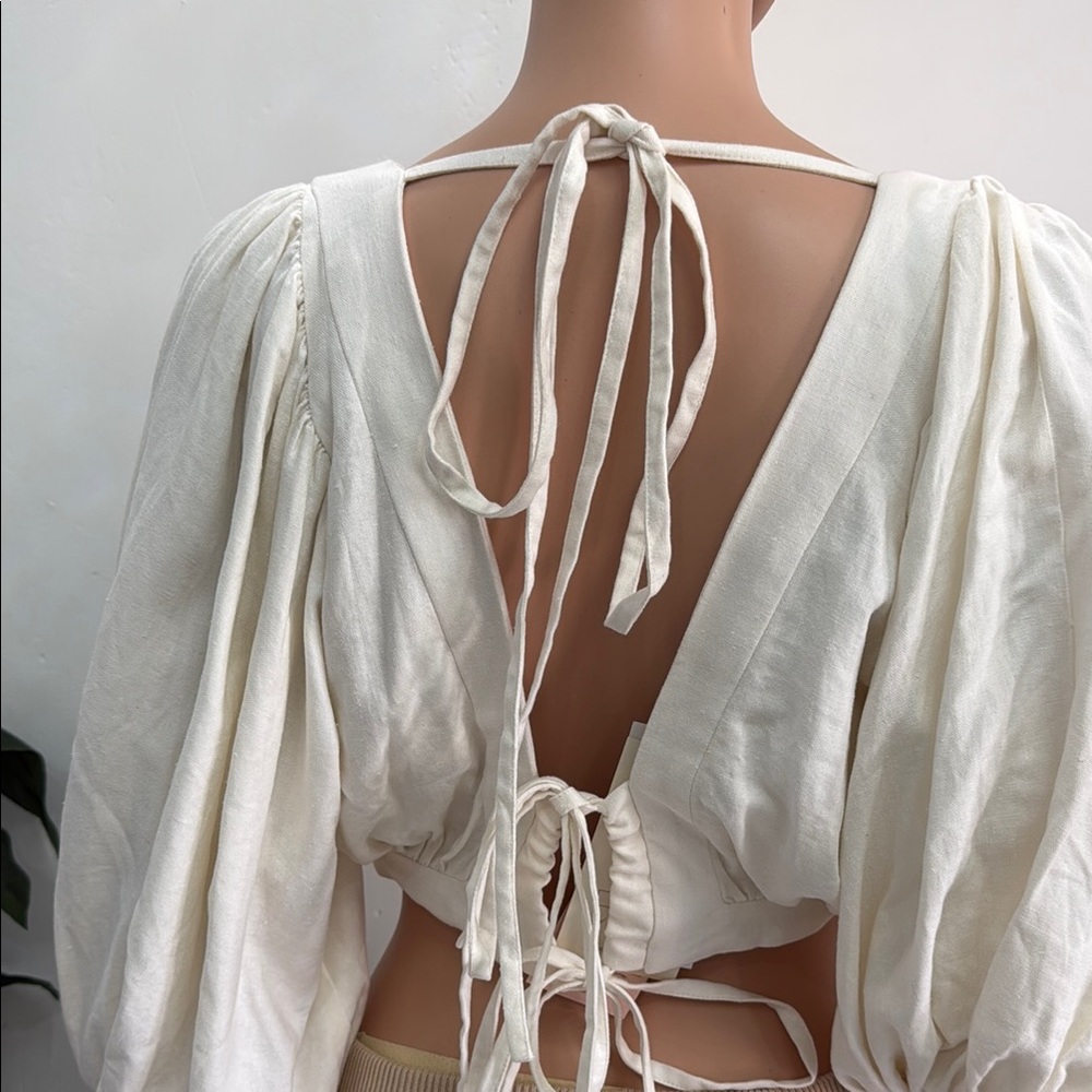 ZUNILDA GUTIERREZ Open Back Puff Sleeve Blouse w/ Ruching and Adjustable Ties